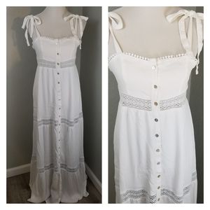 Romantic White Maxi Dress Lined Lace Detail Med